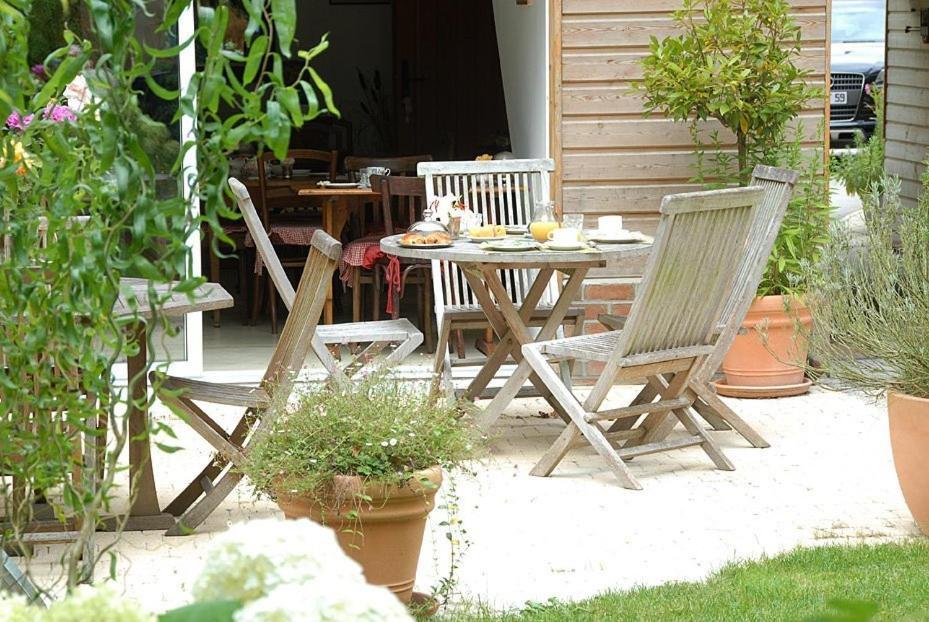 La Nicoulette Bed and Breakfast Gapennes Rum bild